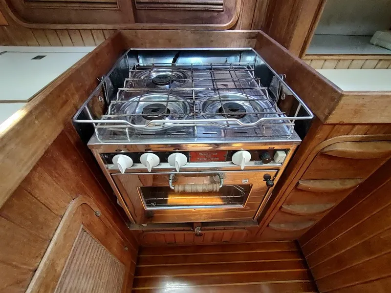 Slide: The Image of Ta Shing Tatoosh 42 1982 - 58