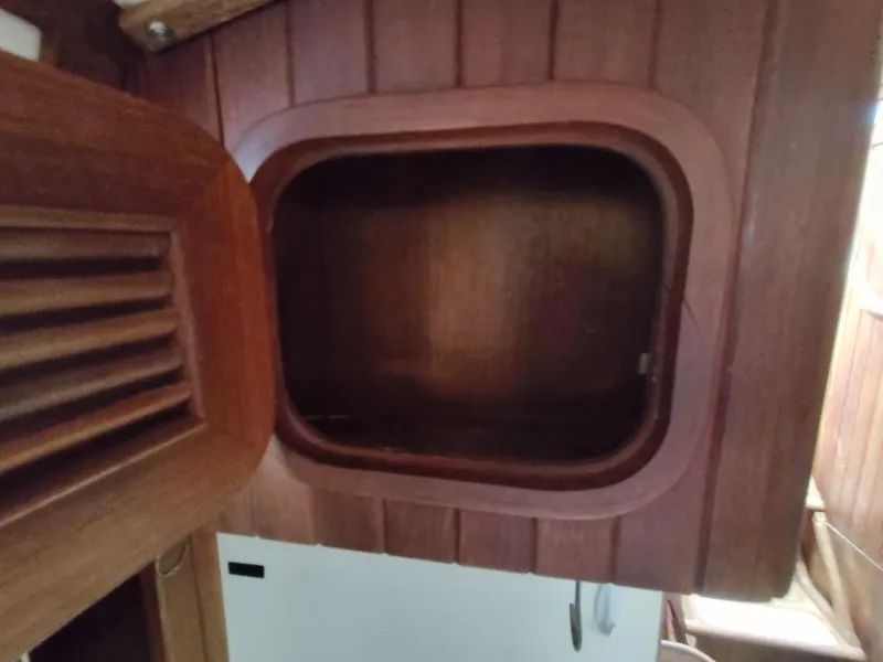 Slide: The Image of Ta Shing Tatoosh 42 1982 - 68