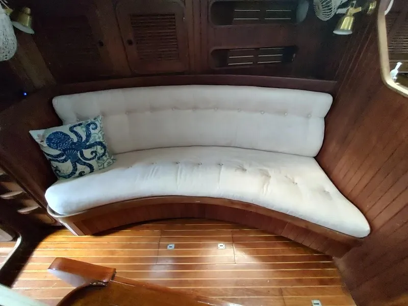 Slide: The Image of Ta Shing Tatoosh 42 1982 - 71