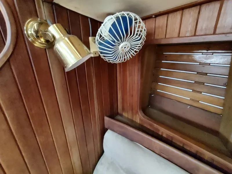 Slide: The Image of Ta Shing Tatoosh 42 1982 - 77