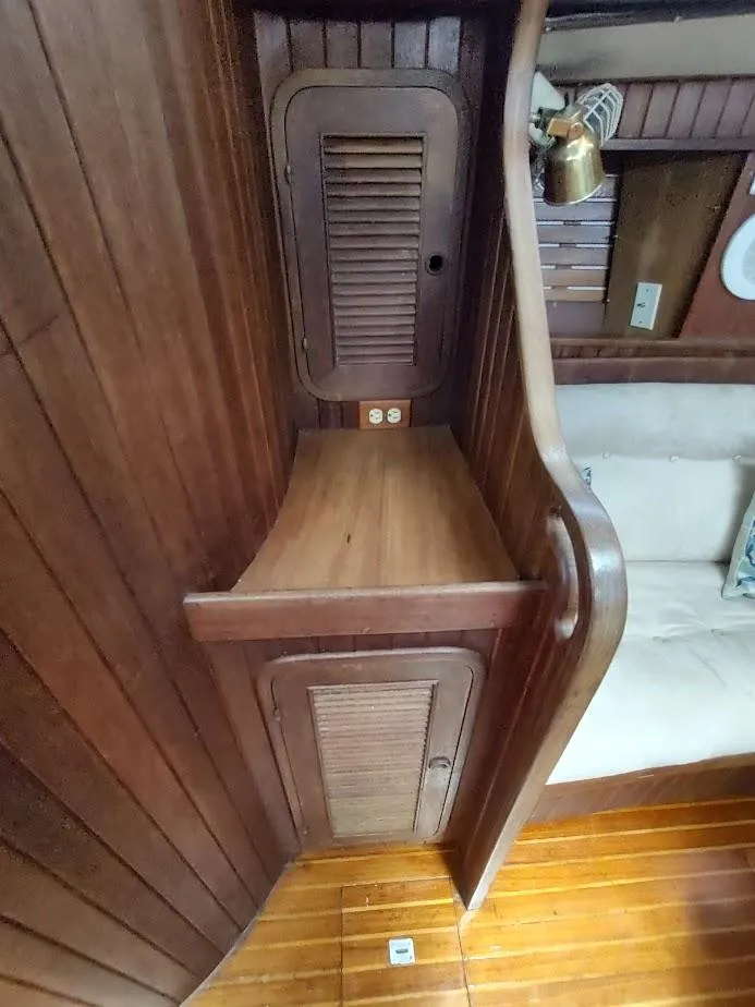 Slide: The Image of Ta Shing Tatoosh 42 1982 - 78