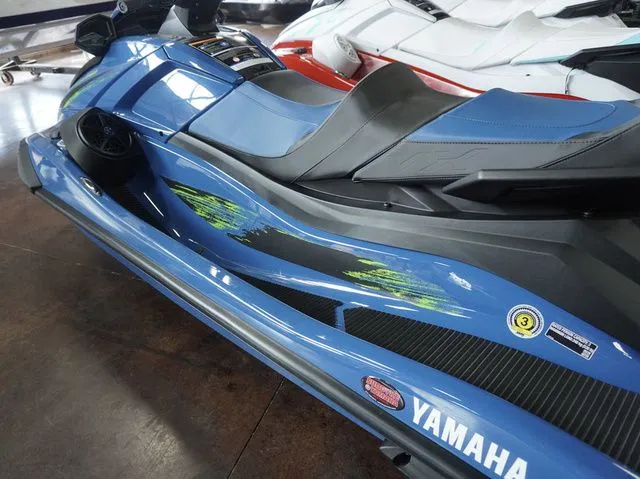 Slide: The Image of Yamaha VX CRUISER HO W/AUDIO-DEEPWATER BLUE 2025 - 6