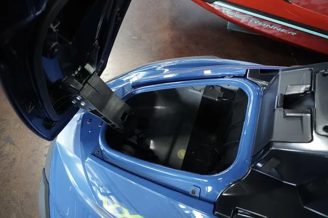 Slide: The Image of Yamaha VX CRUISER HO W/AUDIO-DEEPWATER BLUE 2025 - 8