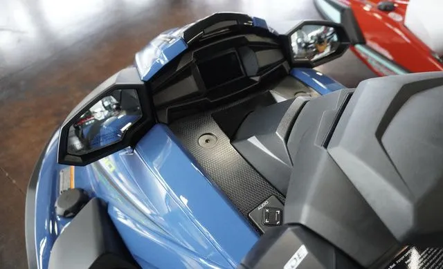 Slide: The Image of Yamaha VX CRUISER HO W/AUDIO-DEEPWATER BLUE 2025 - 9