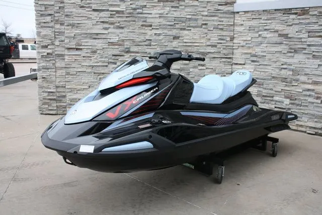 Slide: The Image of Yamaha VX Cruiser 2025 - 4