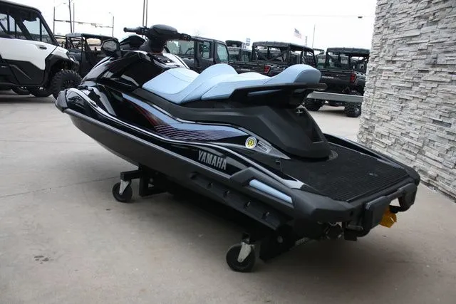 Slide: The Image of Yamaha VX Cruiser 2025 - 6