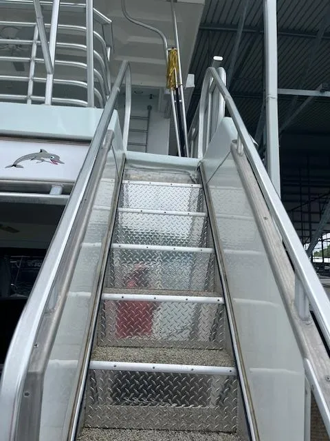 Slide: The Image of Stardust Cruisers 18 x 103 Houseboat 2001 - 51