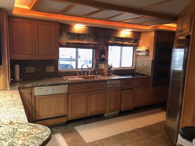 Slide: The Image of Stardust Cruisers 18 x 103 Houseboat 2001 - 69