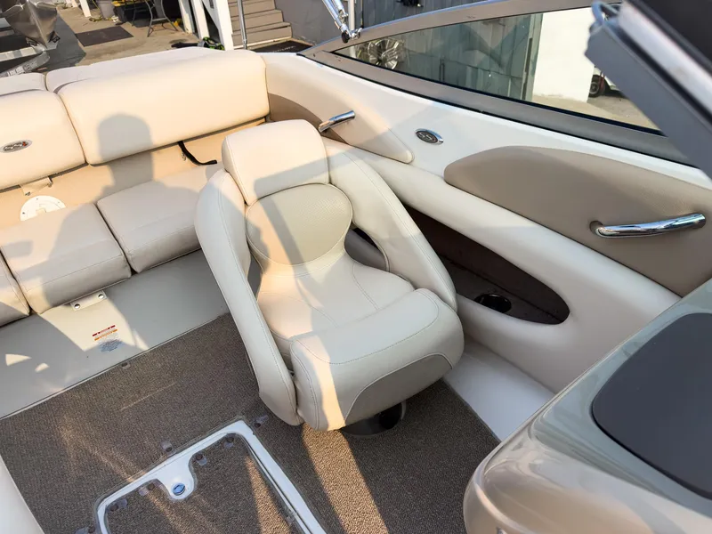Slide: The Image of Interior of 2007 Chaparral 190 SSi boat with beige seating and carpet. - 17