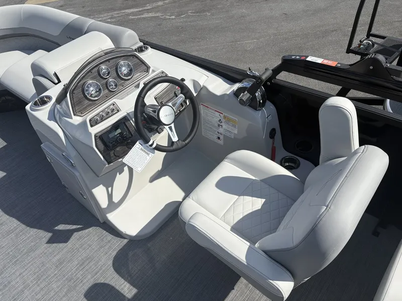 Slide: The Image of Lowe Ss 230 2025 - 4