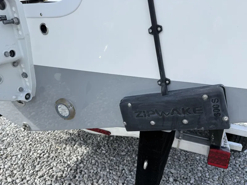 Slide: The Image of Sea Pro 245 245 SANDBAR 2025 - 4