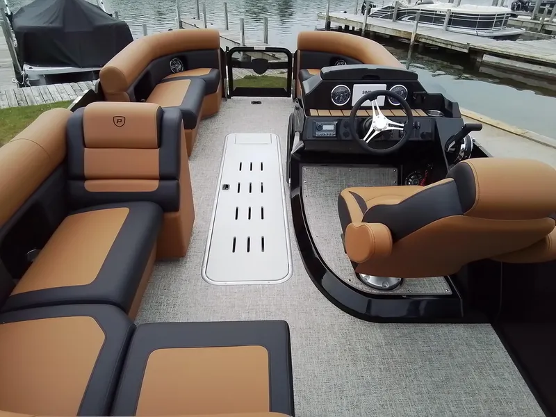 Slide: The Image of Premier 230 Sunsation 2025 - 18