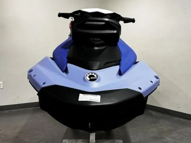 Slide: The Image of Sea-Doo Spark for 3 2025 - 11