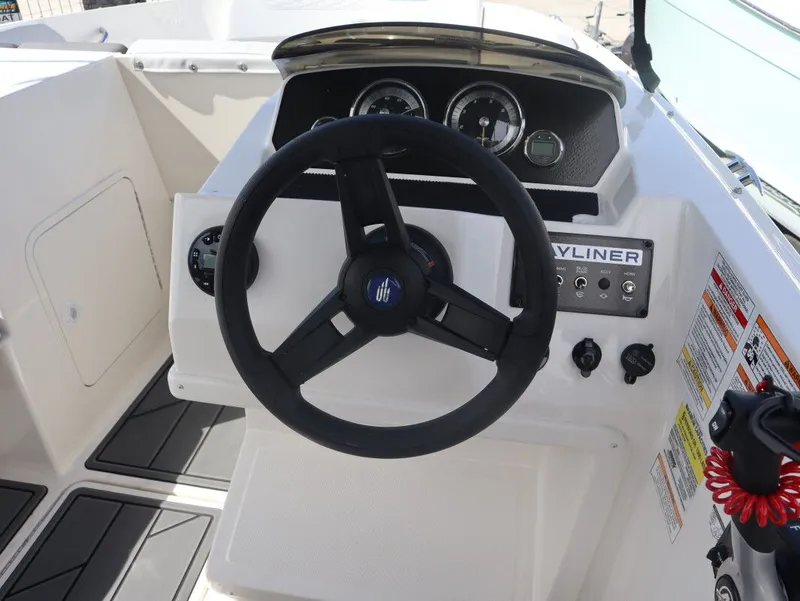 Slide: The Image of Bayliner M Series M19 2025 - 18