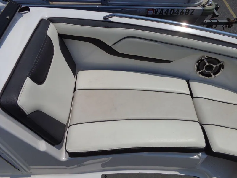 Slide: The Image of Yamaha AR210 2017 - 20