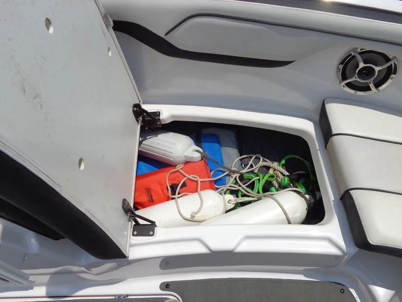 Slide: The Image of Yamaha AR210 2017 - 21