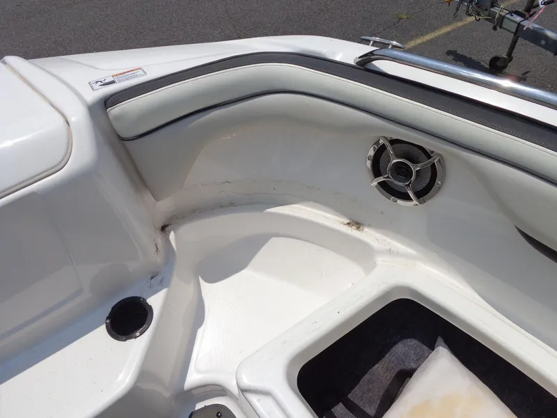 Slide: The Image of Yamaha AR210 2017 - 25