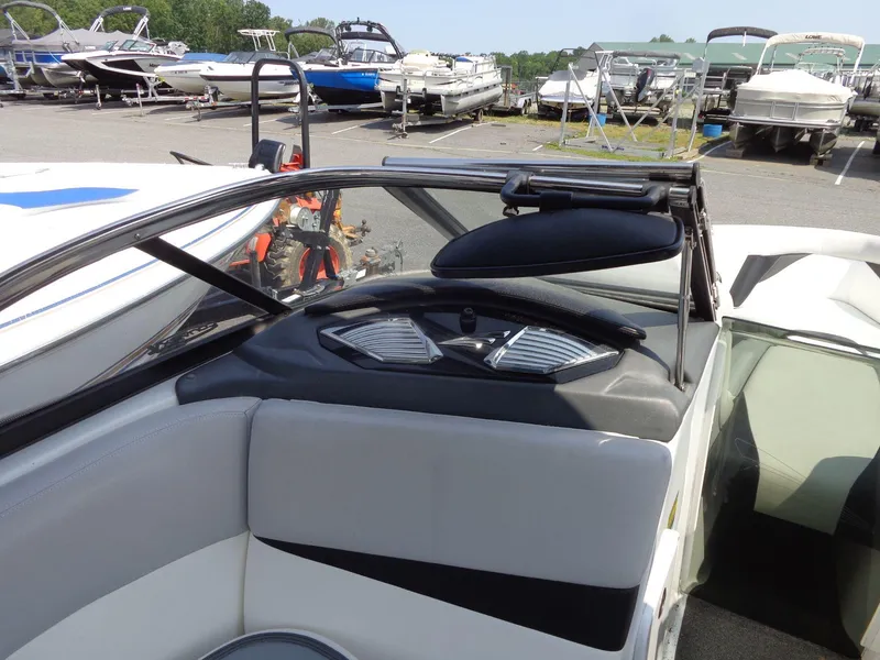 Slide: The Image of Tigé 24Ve 2011 - 21