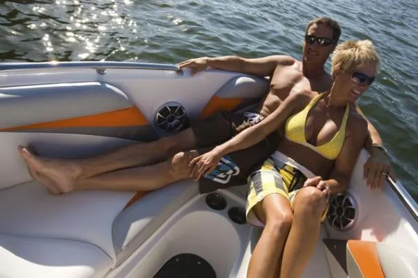 Slide: The Image of Tigé 24Ve 2011 - 48