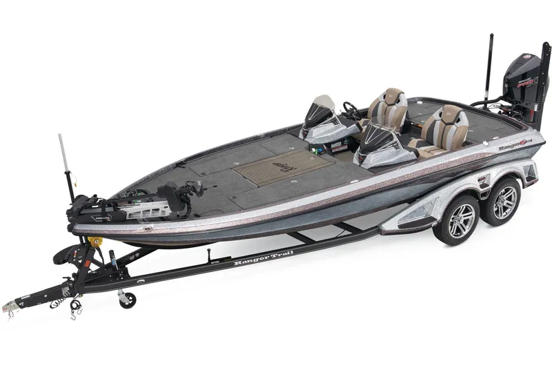 Slide: The Image of 2025 Ranger Z521R boat with Garmin electronics in a garage setting. - 6