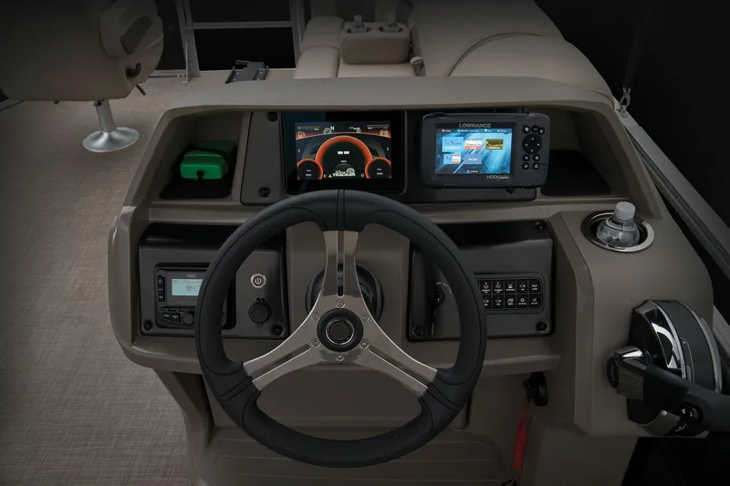 Slide: The Image of Sun Tracker SportFish 20 DLX 2025 - 61
