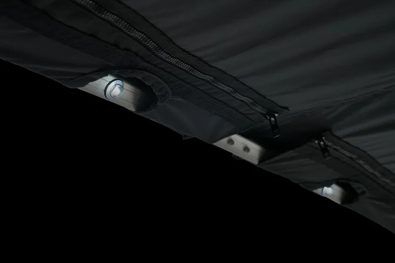 Slide: The Image of Sun Tracker SportFish 20 DLX 2025 - 70
