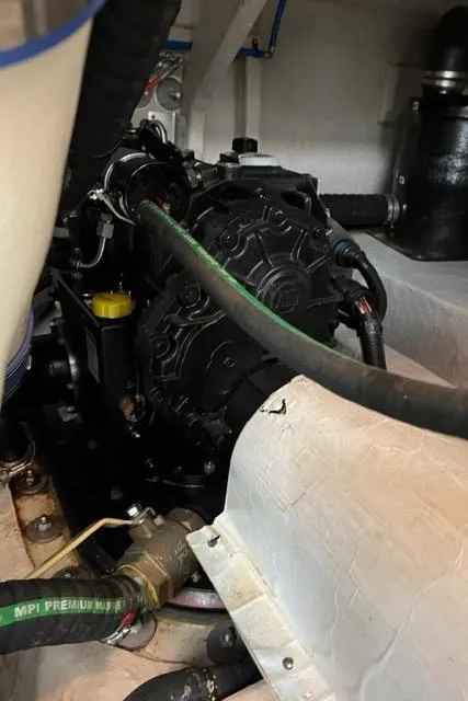 Slide: The Image of Sea Ray 510 Fly 2016 - 114