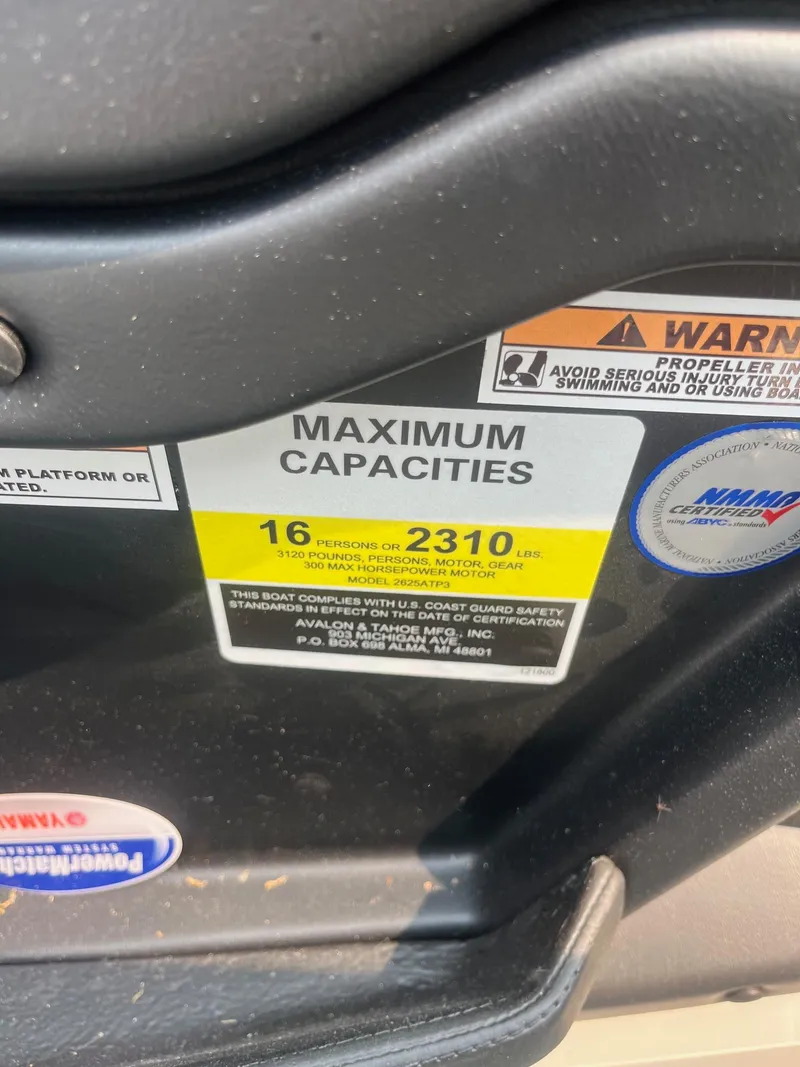 Slide: The Image of Maximum capacity label on 2025 Avalon 2585 Catalina Quad Lounger Shift, indicating 16 persons or 2310 lbs. - 7