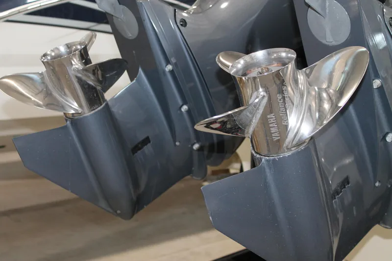 Slide: The Image of Stainless steel propellers on a 2018 Chris-Craft Catalina 26 boat. - 5
