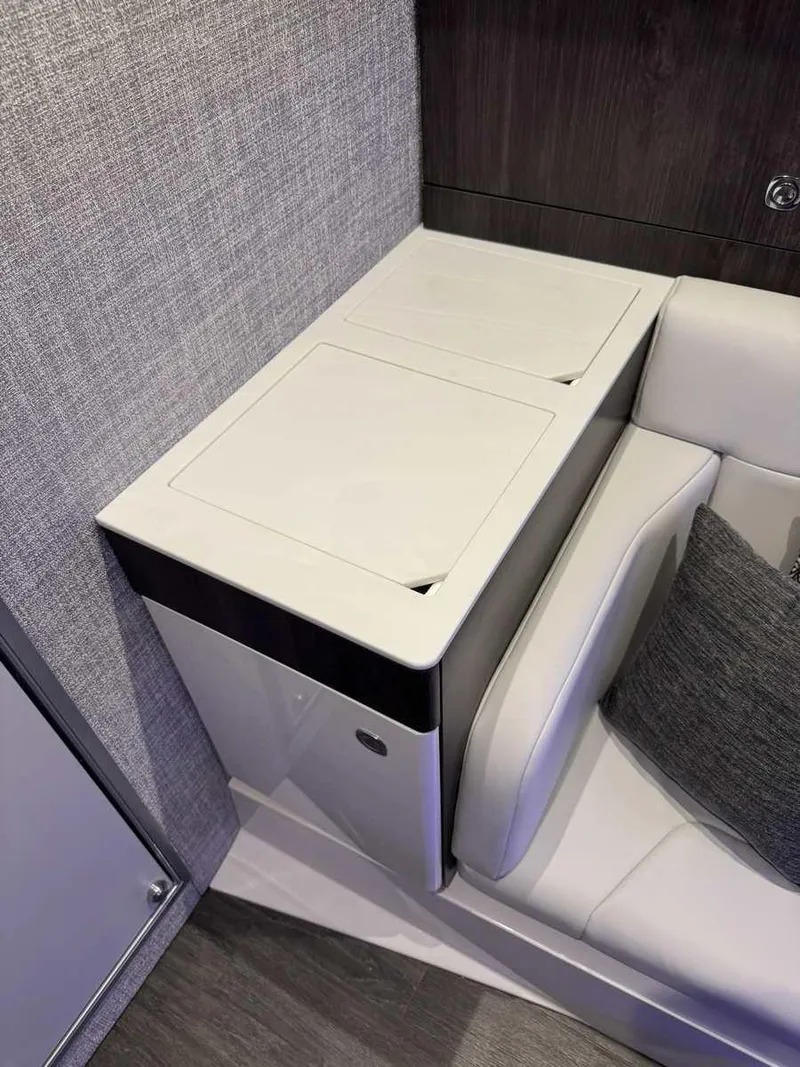 Slide: The Image of Formula 360 Crossover Bowrider I/O 2026 - 102