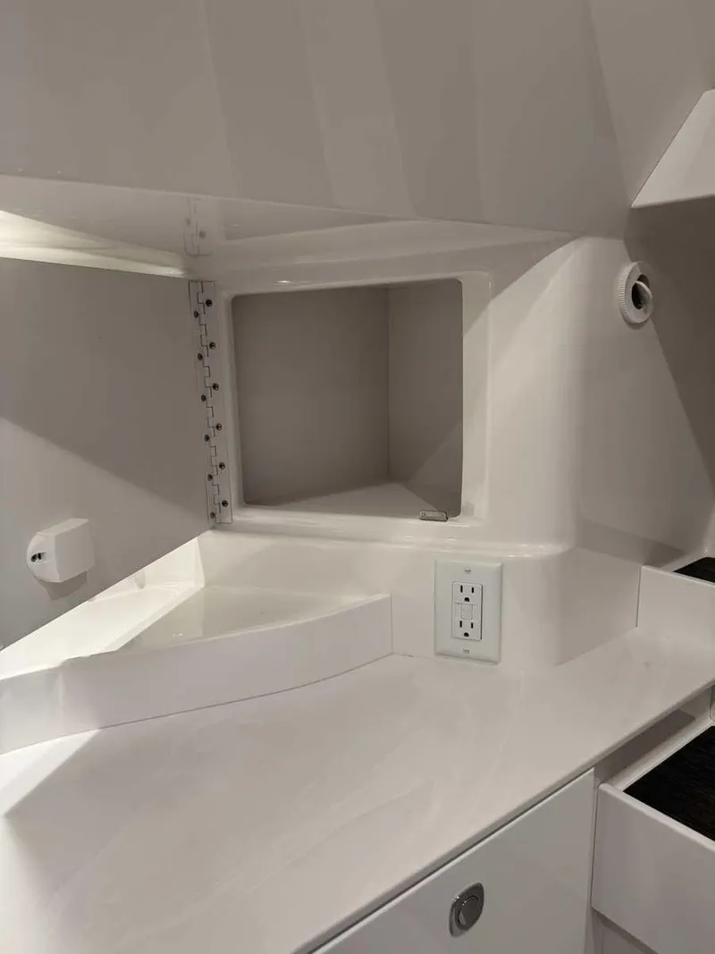 Slide: The Image of Formula 360 Crossover Bowrider I/O 2026 - 108