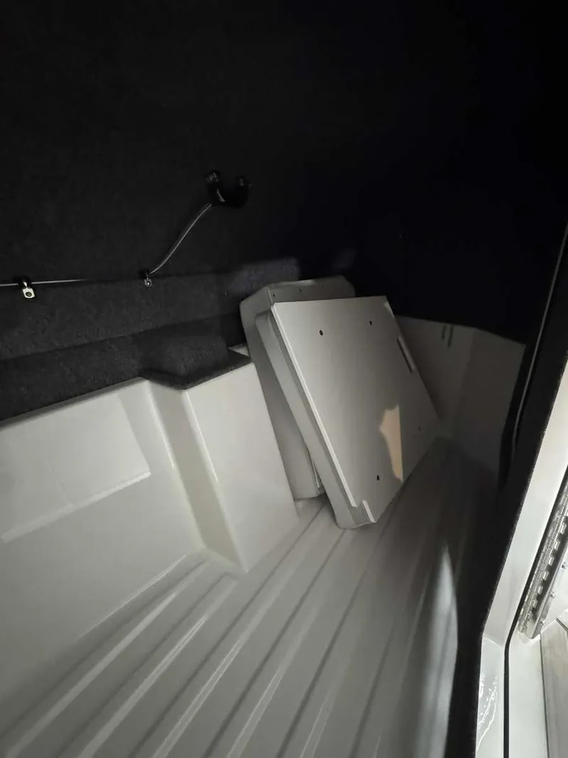 Slide: The Image of Formula 360 Crossover Bowrider I/O 2026 - 64