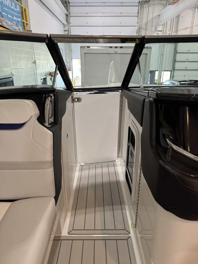 Slide: The Image of Formula 360 Crossover Bowrider I/O 2026 - 67