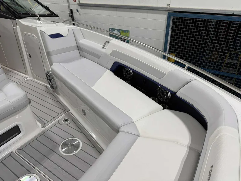 Slide: The Image of Formula 360 Crossover Bowrider I/O 2026 - 70