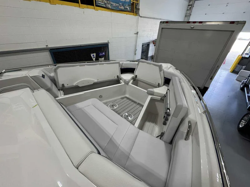 Slide: The Image of Formula 360 Crossover Bowrider I/O 2026 - 75
