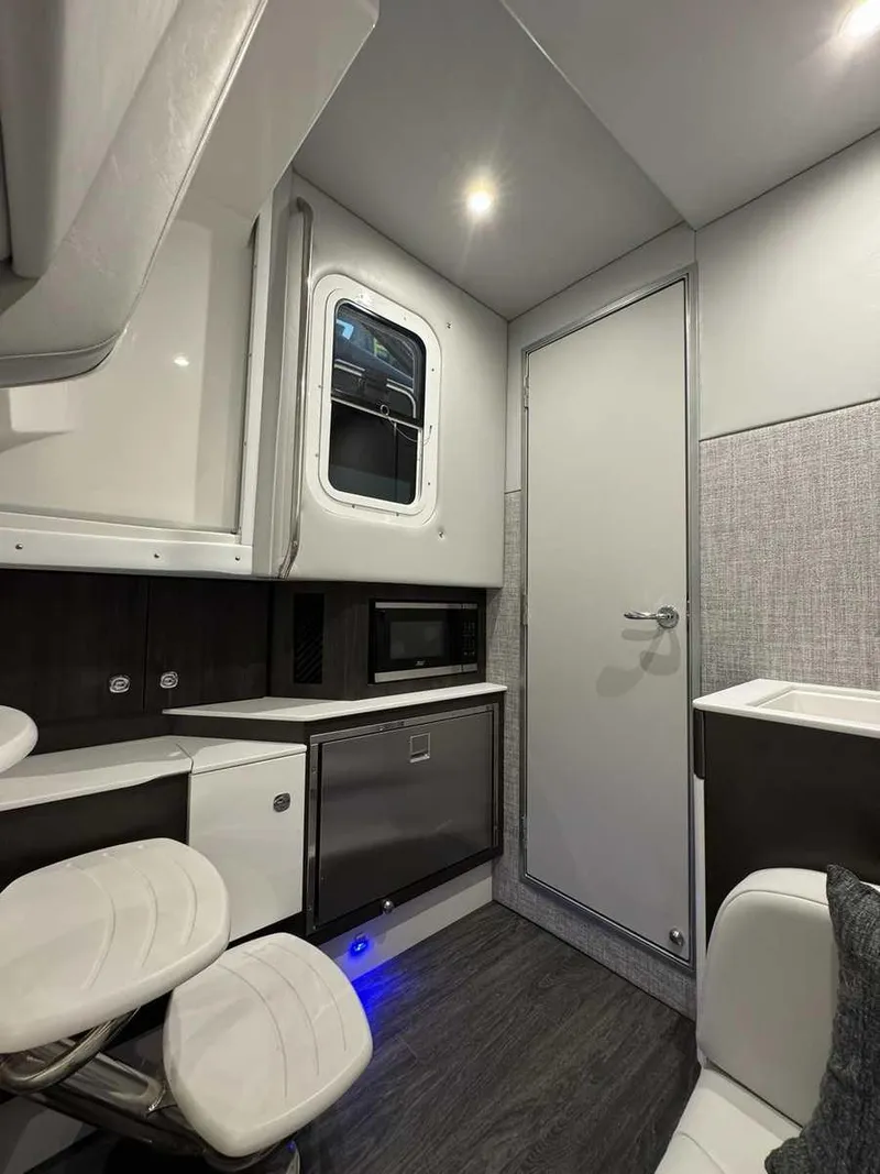 Slide: The Image of Formula 360 Crossover Bowrider I/O 2026 - 83