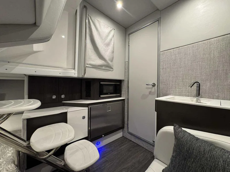 Slide: The Image of Formula 360 Crossover Bowrider I/O 2026 - 92