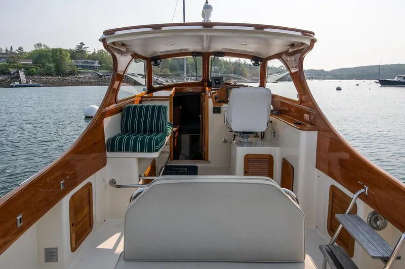Slide: The Image of Hinckley Yachts Picnic Boat 2000 - 24