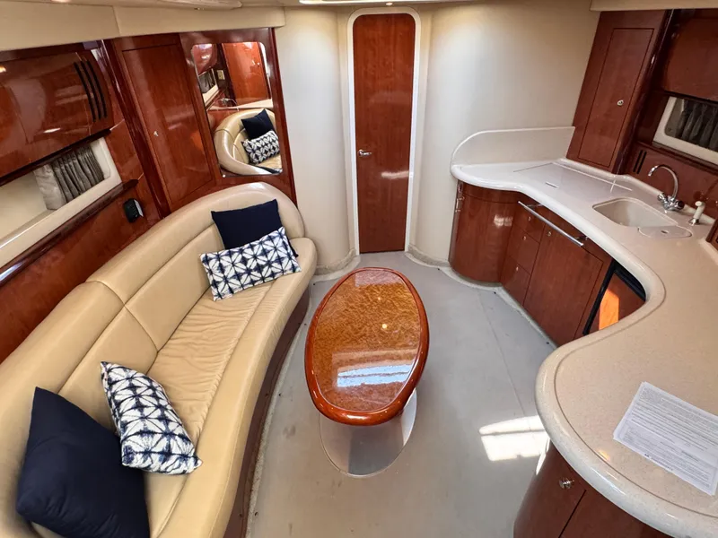 Slide: The Image of Sea Ray 420 Sundancer 2003 - 28