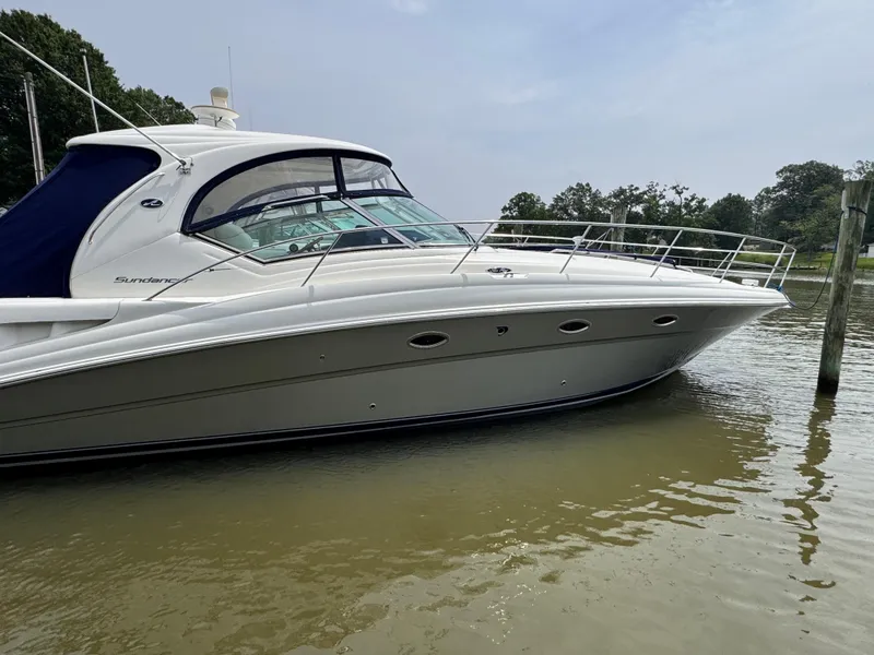 Slide: The Image of Sea Ray 420 Sundancer 2003 - 52