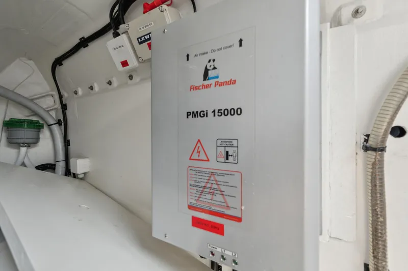 Slide: The Image of McConaghy MC60 2019 - 86