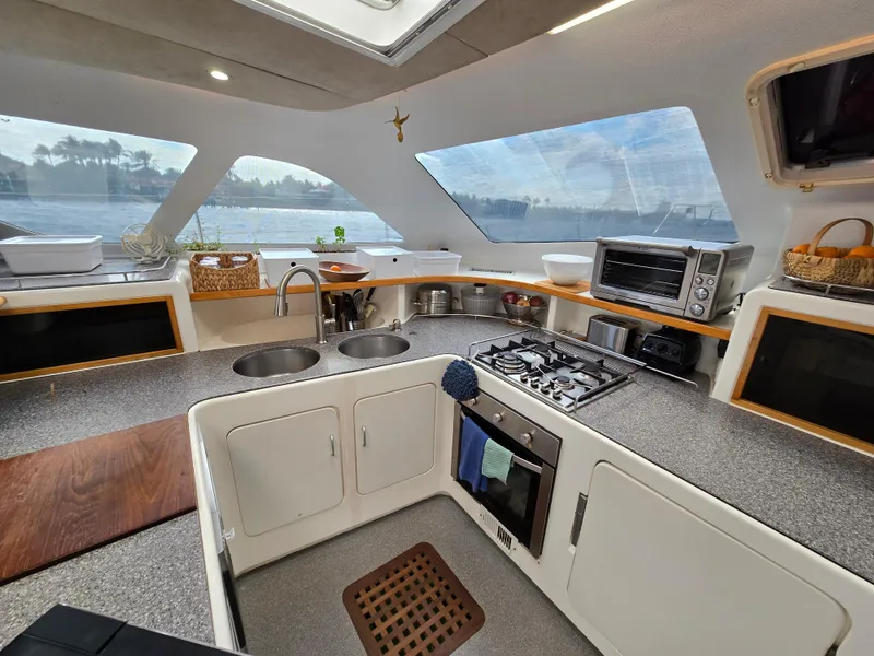 Slide: The Image of Voyage 580 2007 - 16