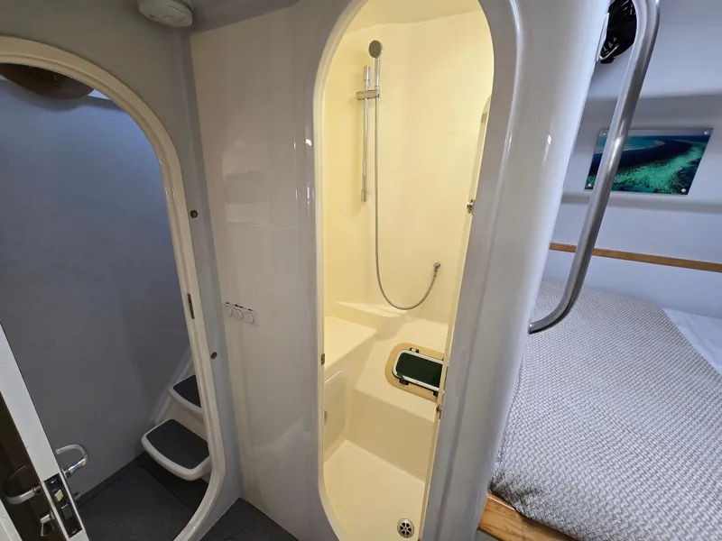 Slide: The Image of Voyage 580 2007 - 22