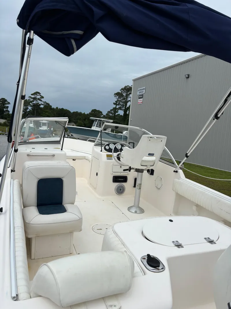 Slide: The Image of Sea Hunt 186 Escape 2004 - 6