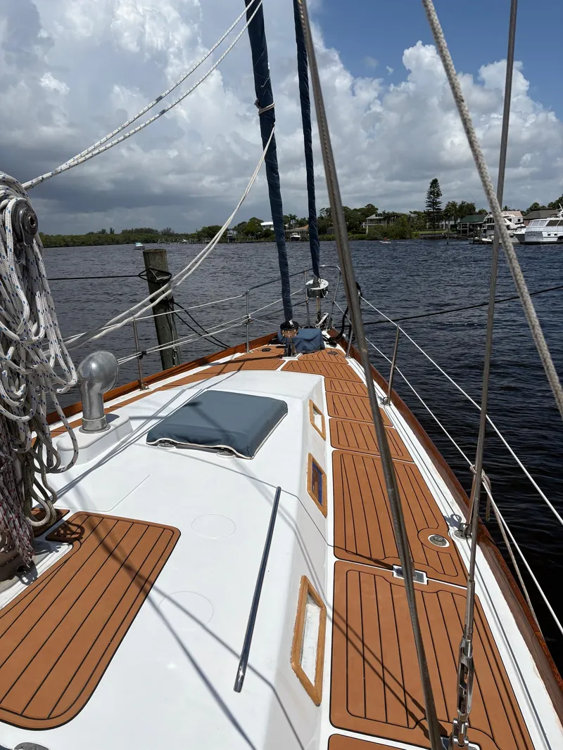 Slide: The Image of Cheoy Lee Sloop 1980 - 11