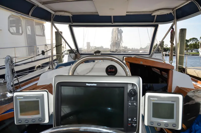 Slide: The Image of Cheoy Lee Sloop 1980 - 16