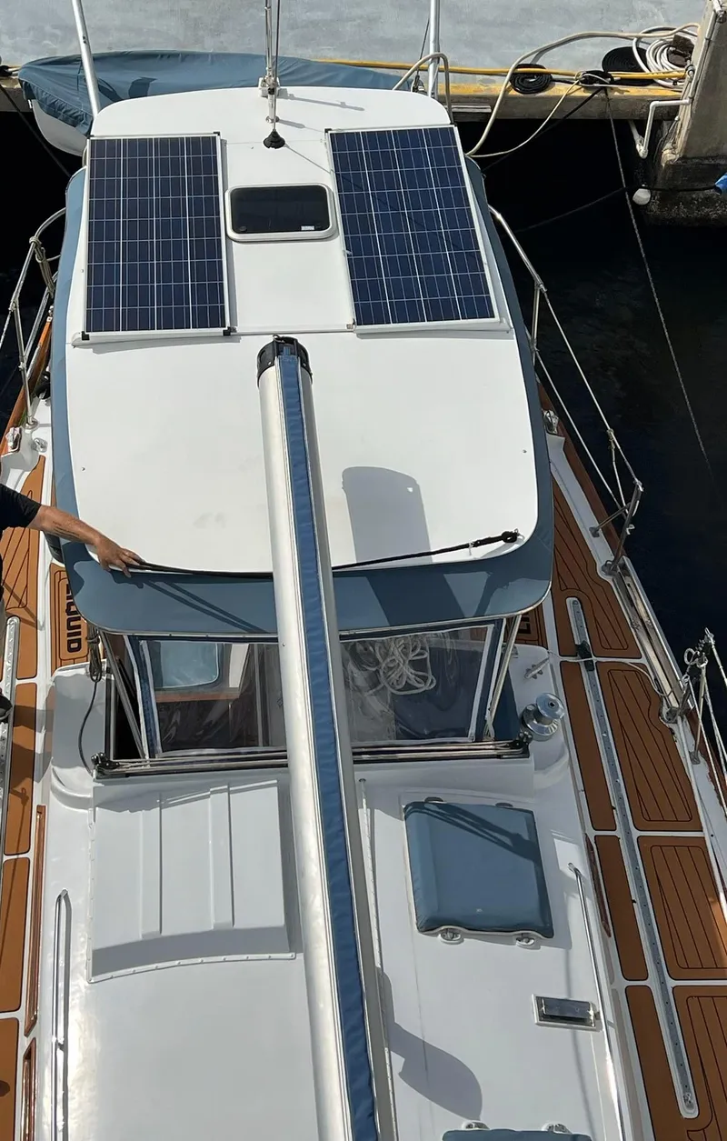 Slide: The Image of Cheoy Lee Sloop 1980 - 2