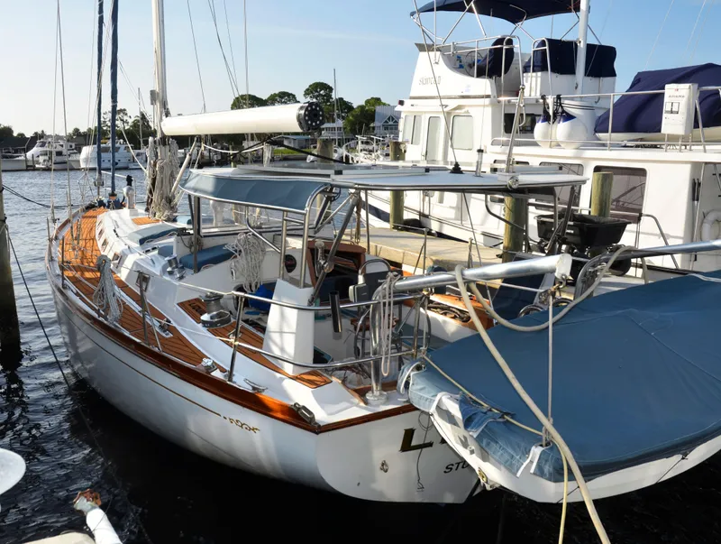 Slide: The Image of Cheoy Lee Sloop 1980 - 7