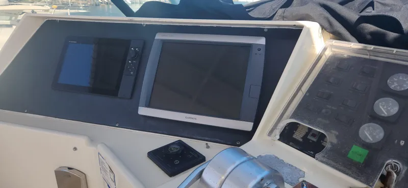 Slide: The Image of Hatteras 65 Convertible 1987 - 116