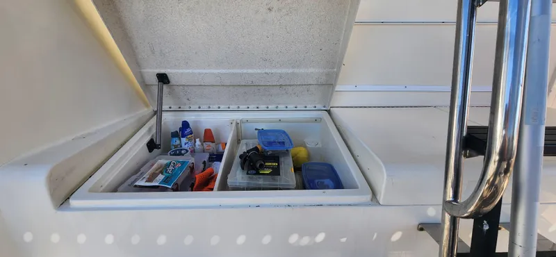 Slide: The Image of Hatteras 65 Convertible 1987 - 119